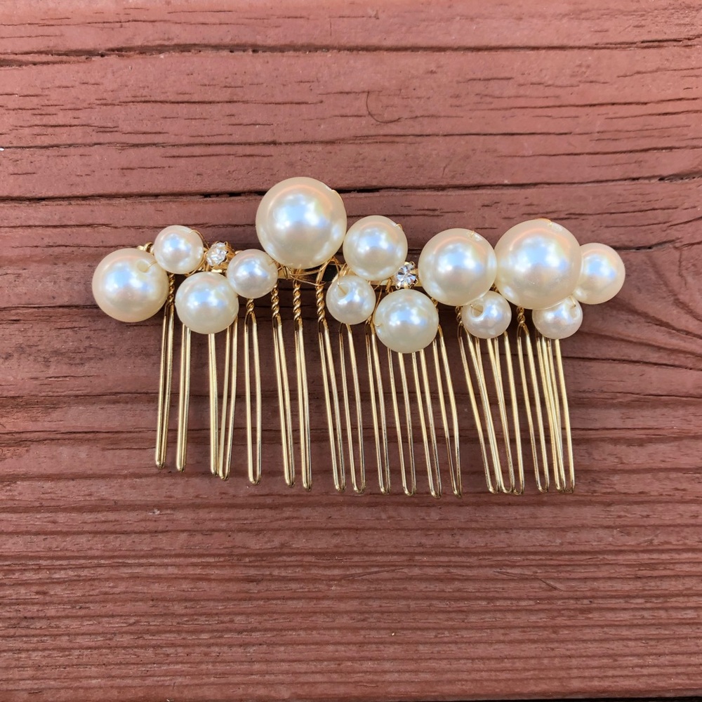 Pearl Accent Gold Hair Comb - Elegant Ivory Hair Accessory